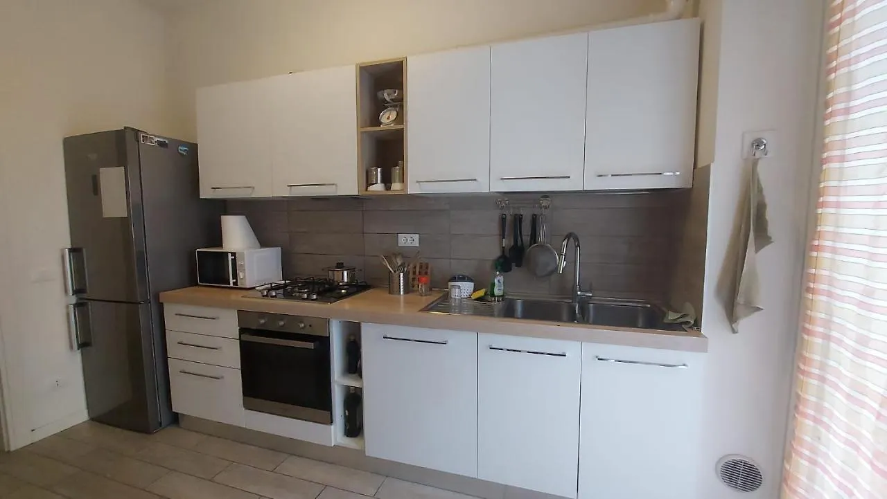 Marconi Rooms And Apartments Verona