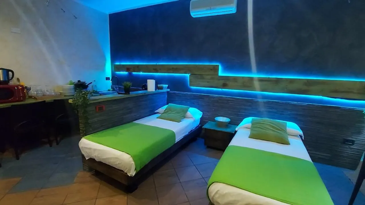 Marconi Rooms And Apartments Verona 2*,