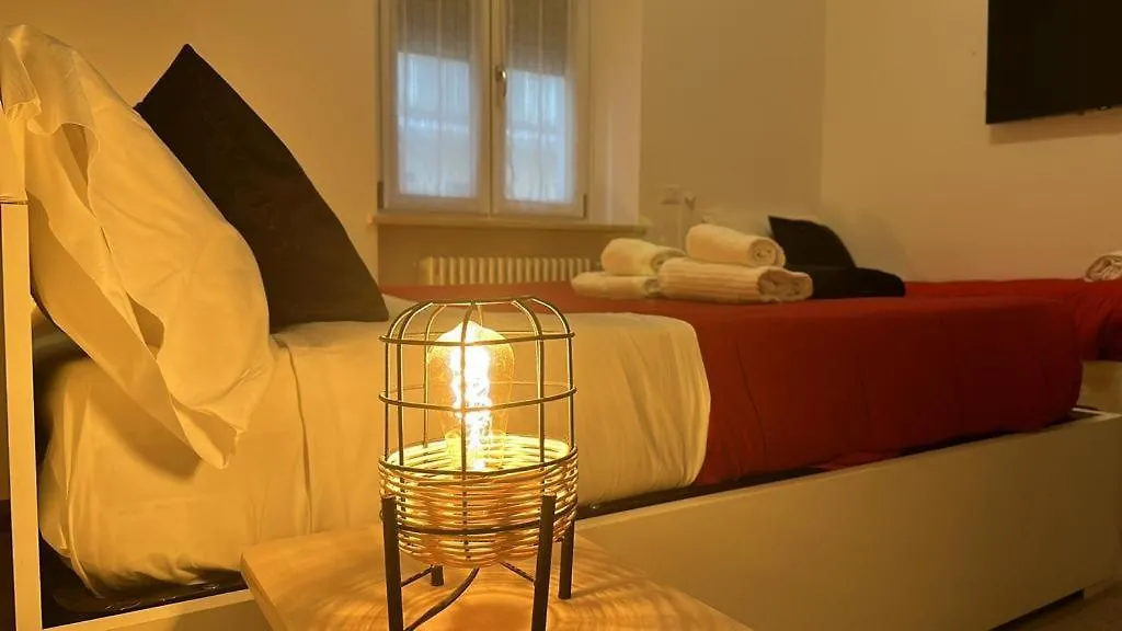 Marconi Rooms And Apartments Verona