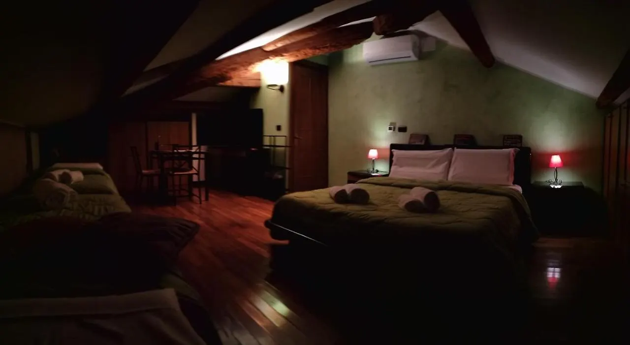 Marconi Rooms And Apartments Verona