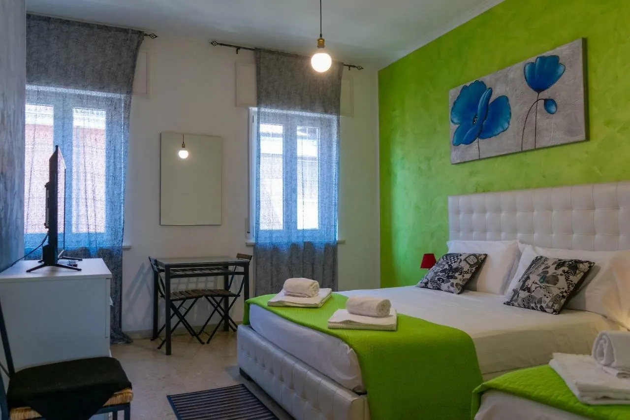 Marconi Rooms And Apartments Verona 2*,  Itálie