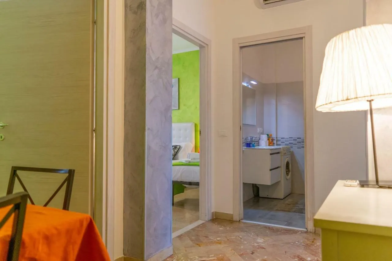 Marconi Rooms And Apartments Verona