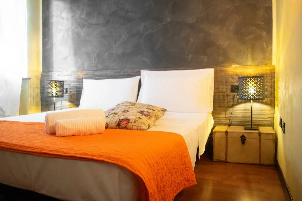 Marconi Rooms And Apartments Verona Penzion
