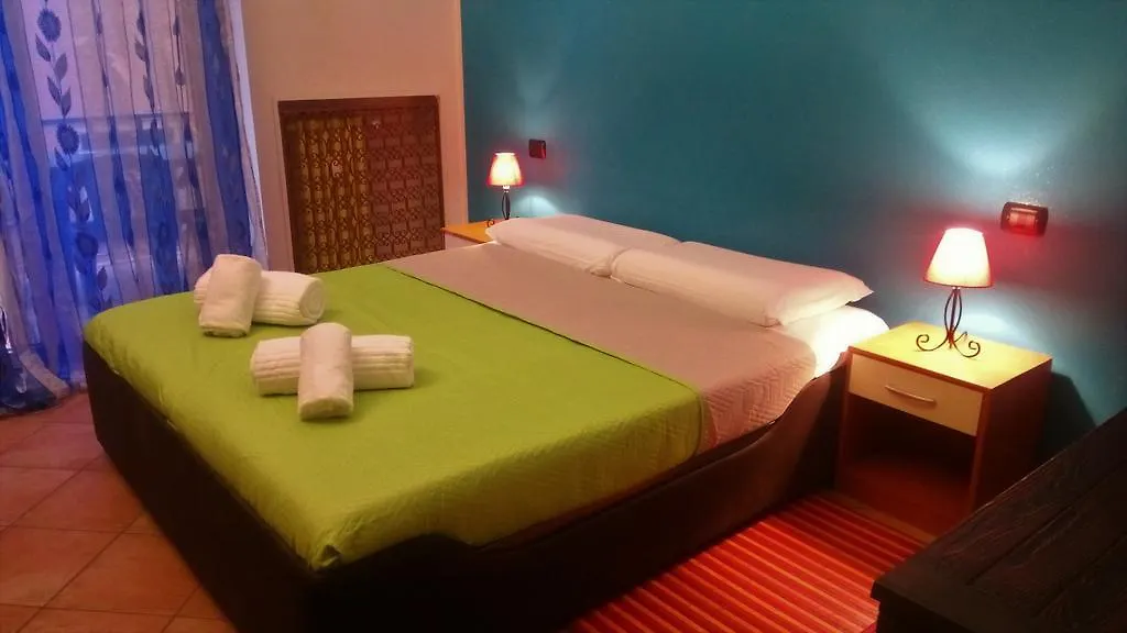 Marconi Rooms And Apartments Verona 2*,