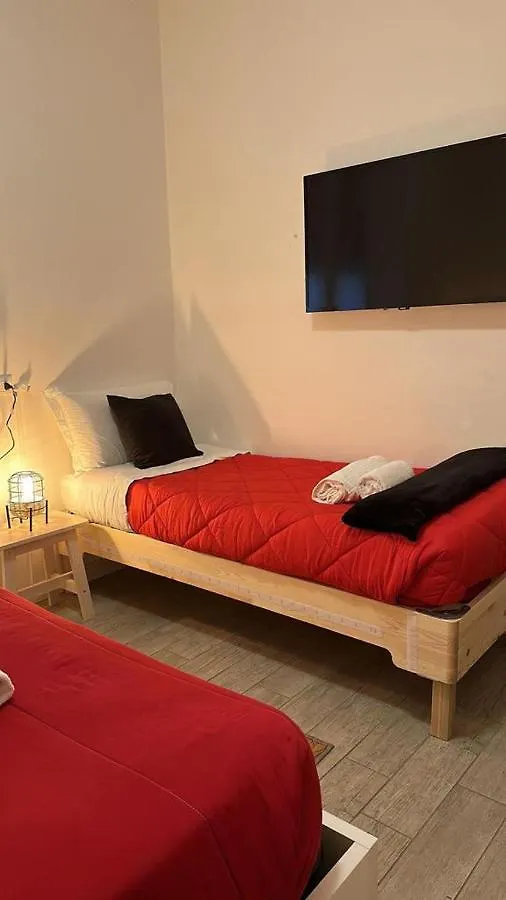 Marconi Rooms And Apartments Verona