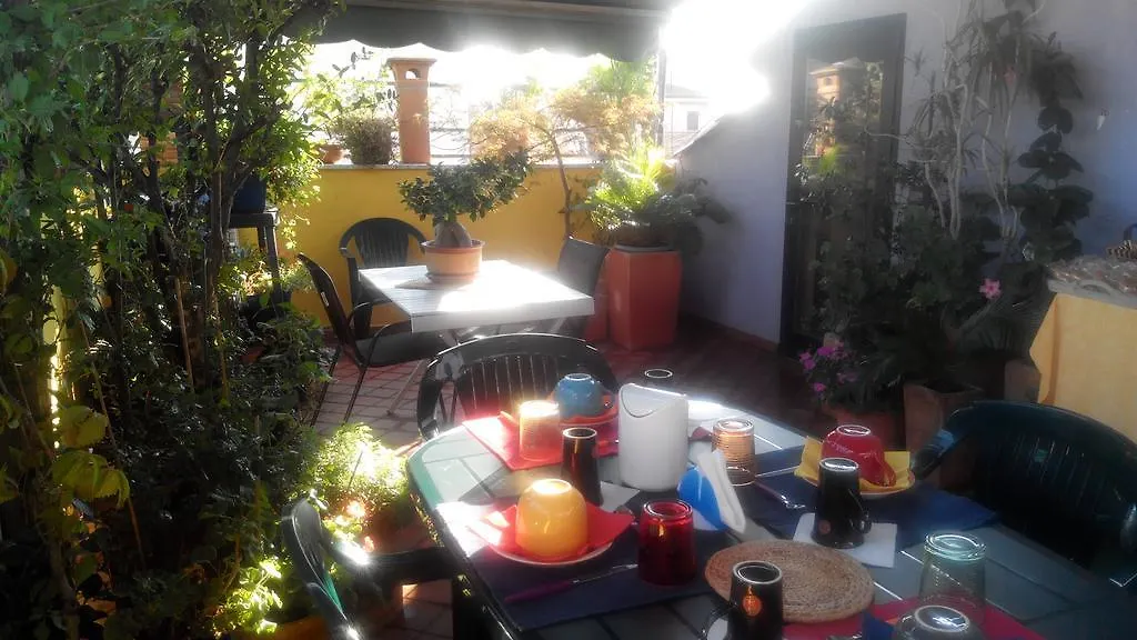Marconi Rooms And Apartments Verona Penzion