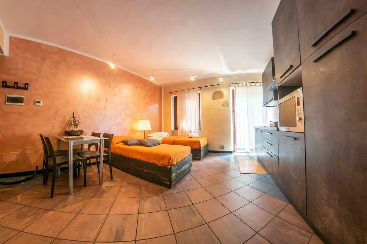 Marconi Rooms And Apartments Verona Penzion